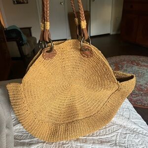 Stylish Tan Woven Women's Bag